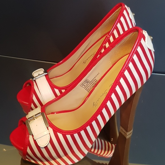 Street society heels - Picture 2 of 2